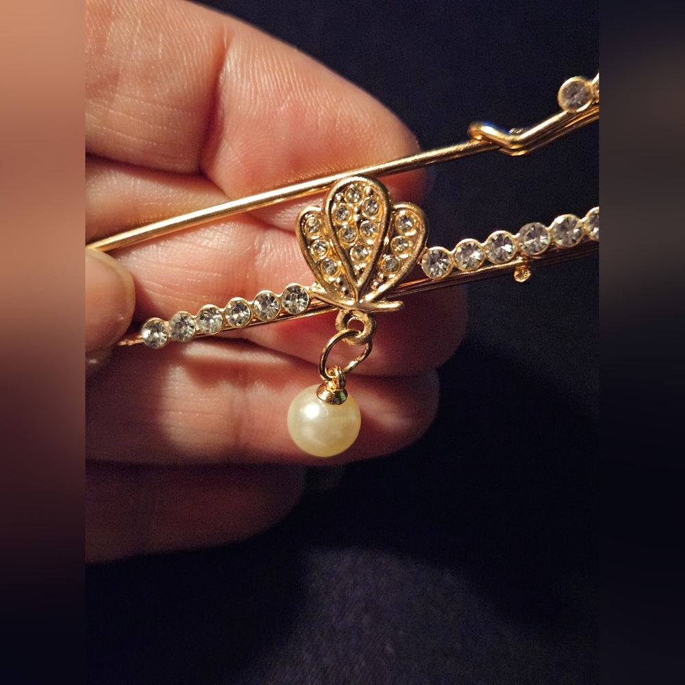 Safety Pin Design Collection - Picture 11 of 12